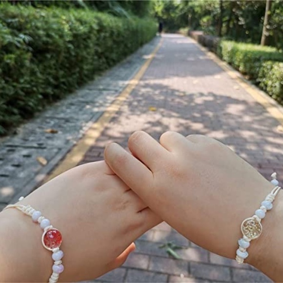 Encapsulated Dried Flower Charm Handmade Adjustable Bracelet - Picture 5 of 14